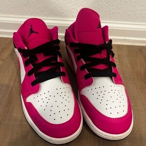 Jordan Kids Black and Red Sneakers